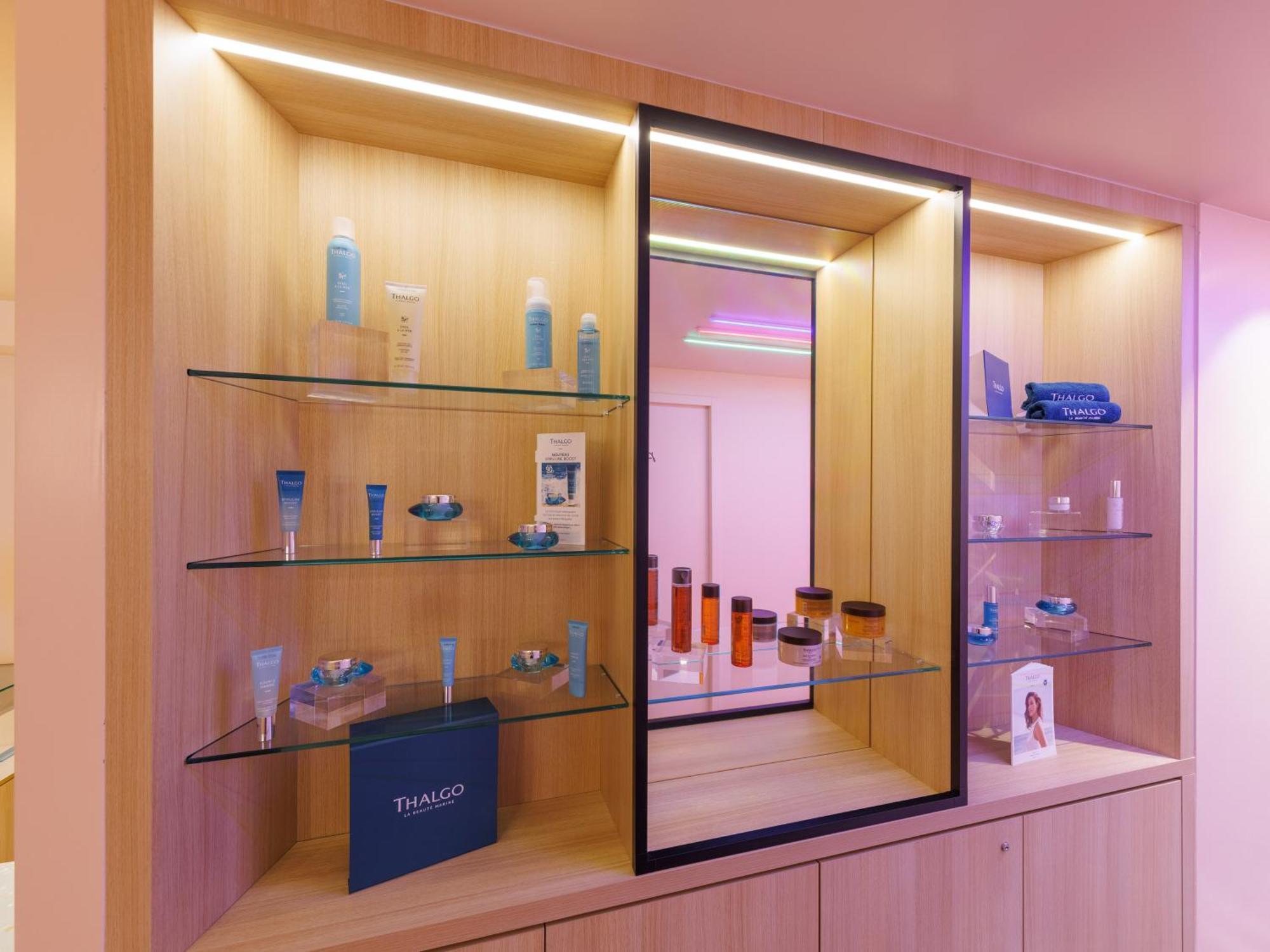 Aiden By Best Western Clermont-Ferrand Hotel & Spa Ngoại thất bức ảnh